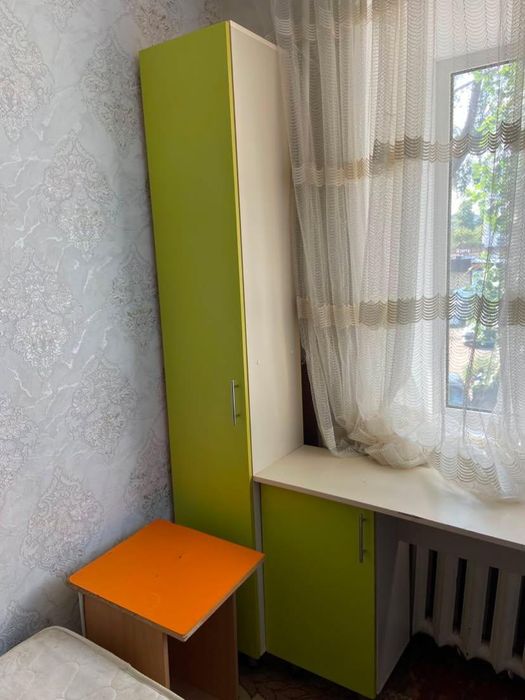 Продам шкаф со столом