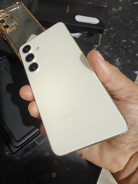 Samsung s24 impecabil