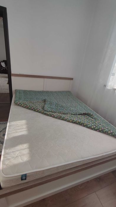 Двуспальная кровать 160\200см+ортопед.матрас,от Компании Catrice.