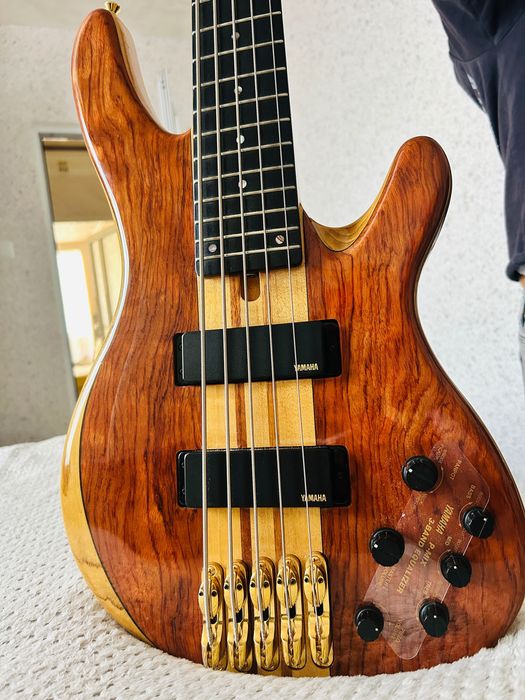 Бас китара Yamaha TRB5IIp