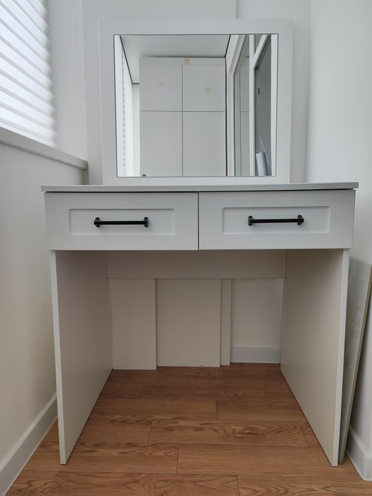 Туалетный столик