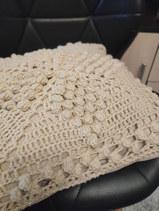 Декоративные подушки

Съёмный чехол на молнии
Ручная работа
Можно сдел