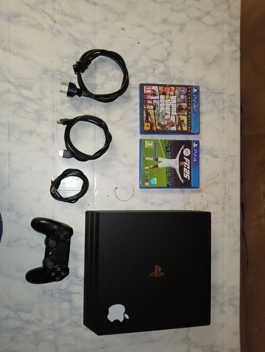 Ps4 pro  1tb  4k