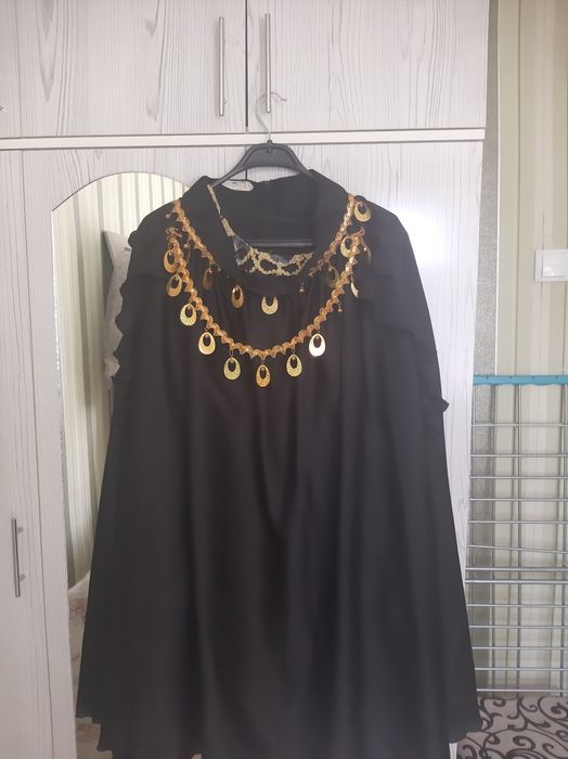 Продам чистый одежду