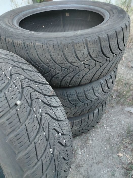 Продам зимнюю резину на 15