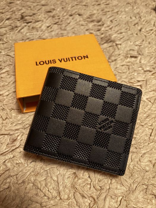 Портфейл louis vuitton