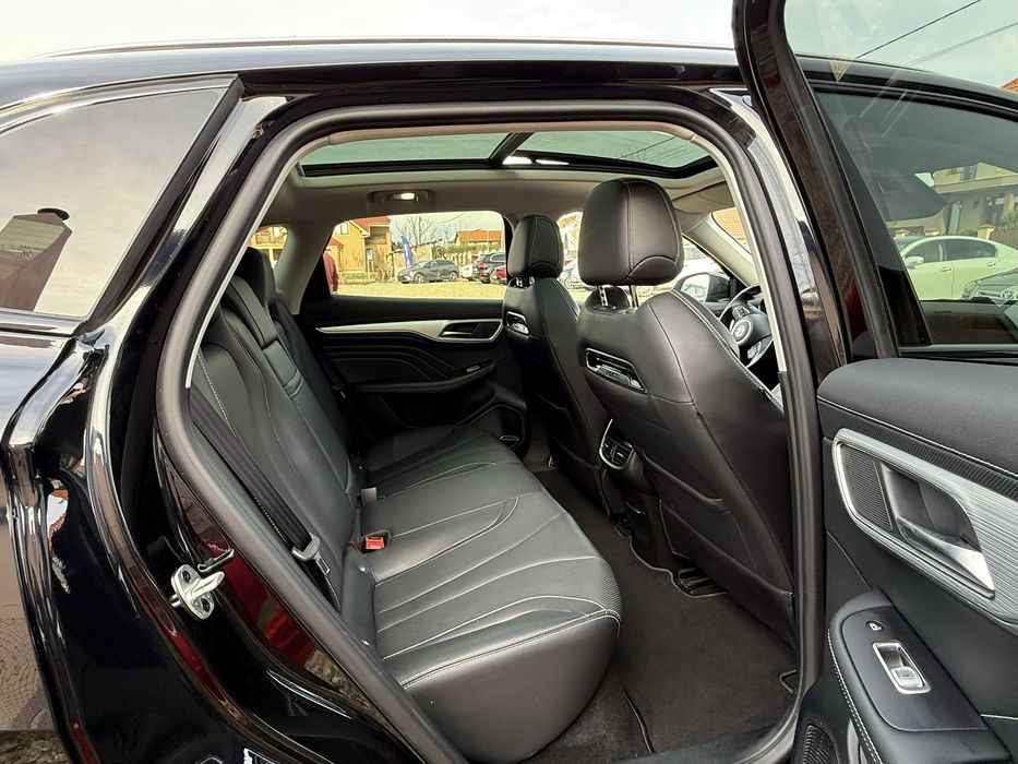 MG Marvel R  Full Electric