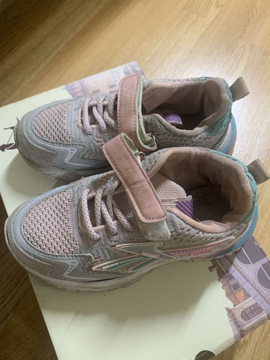 Туфли , сандалии, девочку 5-8лет