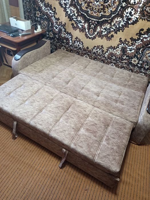 Продам диван и 2 кресла