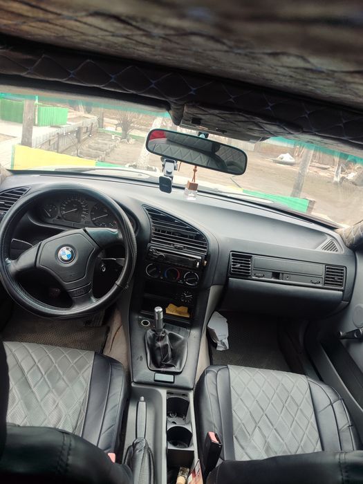 Продам живую БМВ Е36