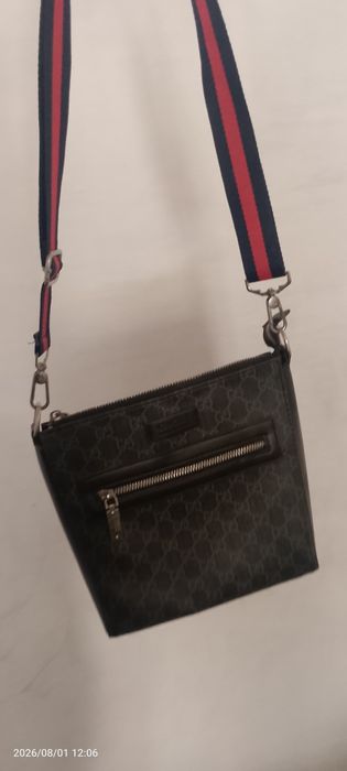 Продам барсетку Gucci