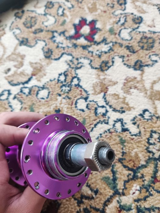 Продам втулку и обод