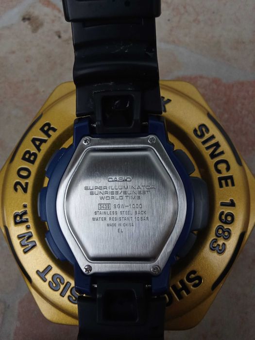 Часовник Casio SGW-1000-1AER
