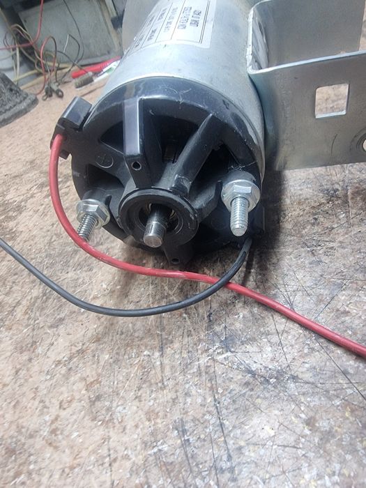 Мотор электродвигатель