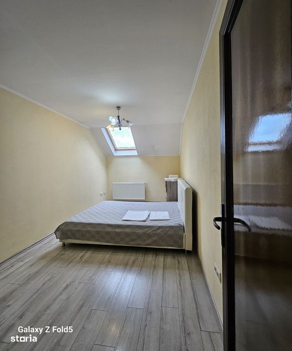 Apartament cu 3 camere de închiriat – zona Rogerius, Oradea