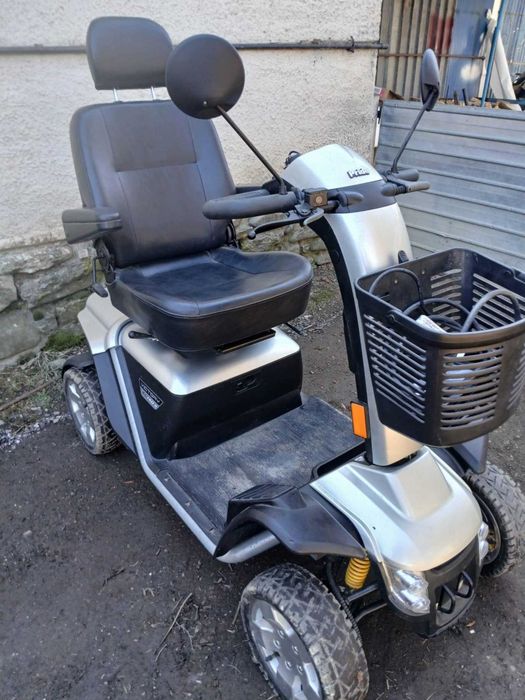 trotineta  scuter electric carucior electric dizabilitati  handicap