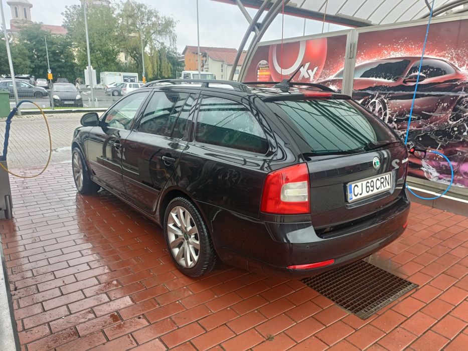SKODA Octavia 2012 — imagine 5