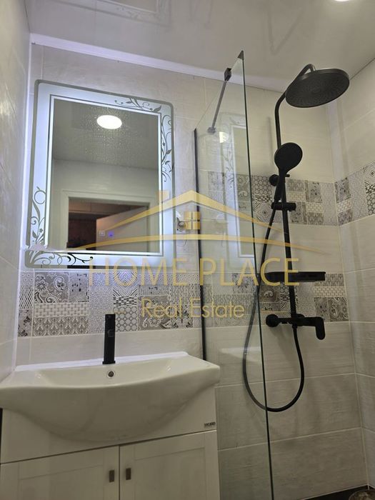 Дава се под наем Тристаен апартамент в Варна, Чайка - 64 кв.м за 765 € - Снимка #9