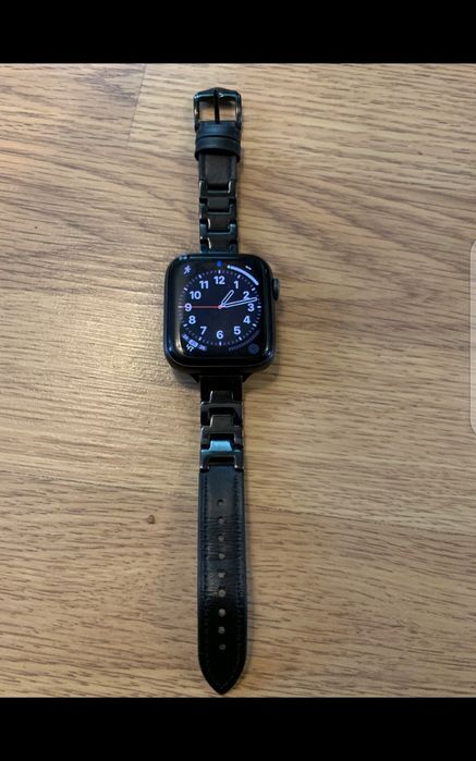 Aple watch 5 series