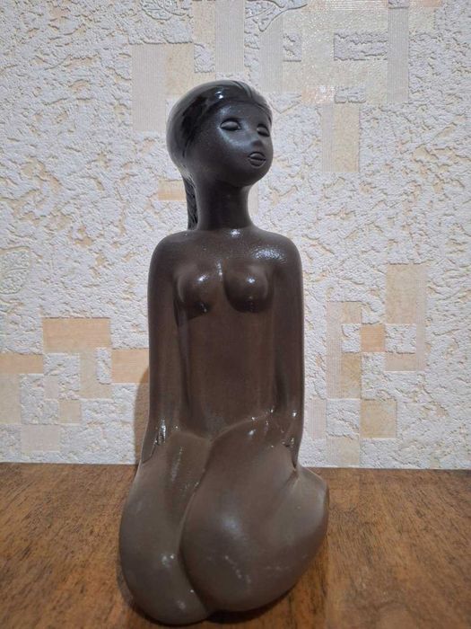 Негритянка состояние отличное