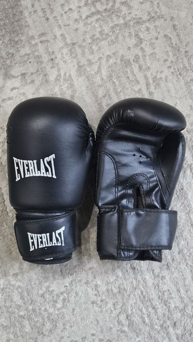 Перчатки боксерские