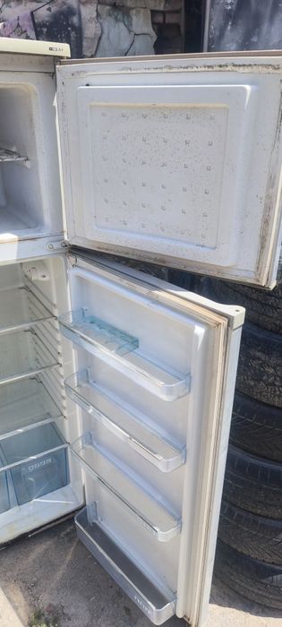 Продается холодильник