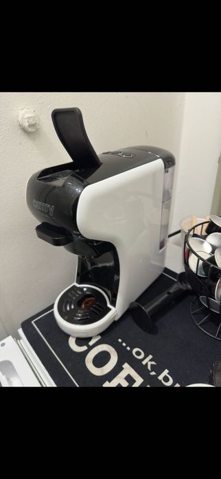 Кафемашина Camry Premium + аксесоари | Отлично състояние