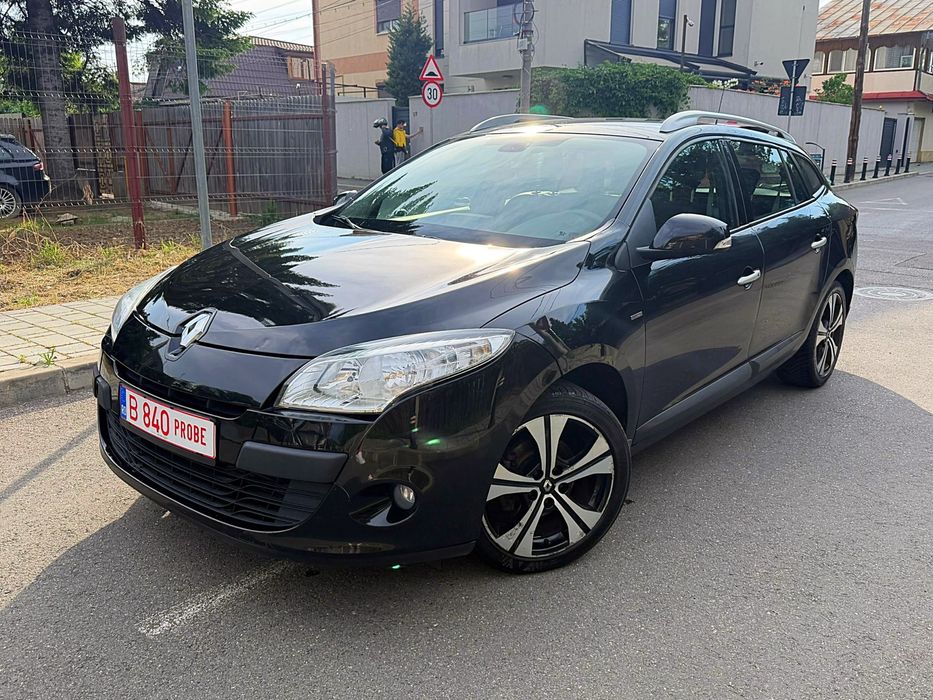 RENAULT Megane