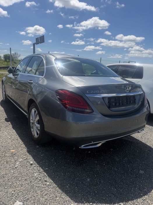 Mercedes C 220 ,138564 km ,2021