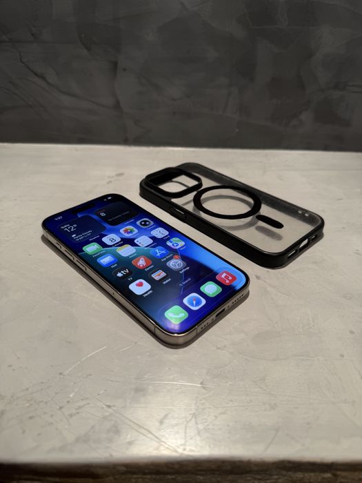 КАТО ЧИСТО НОВ Iphone 15 Pro, 87% батерия