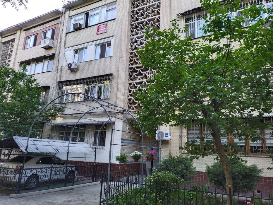 Продаётся 2-х комнатная квартира