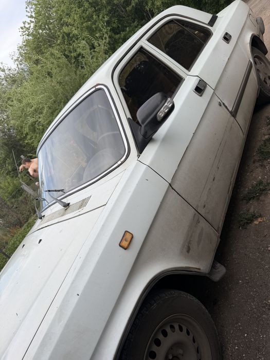 Продам машину волгу