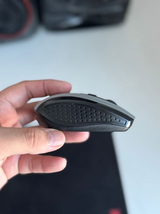 Мышка и коврик продам за