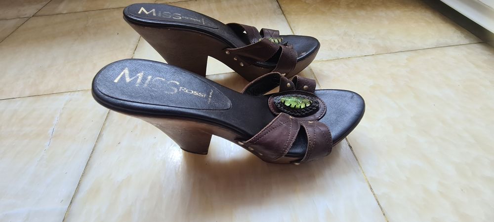 Продам Туфли на каблуках