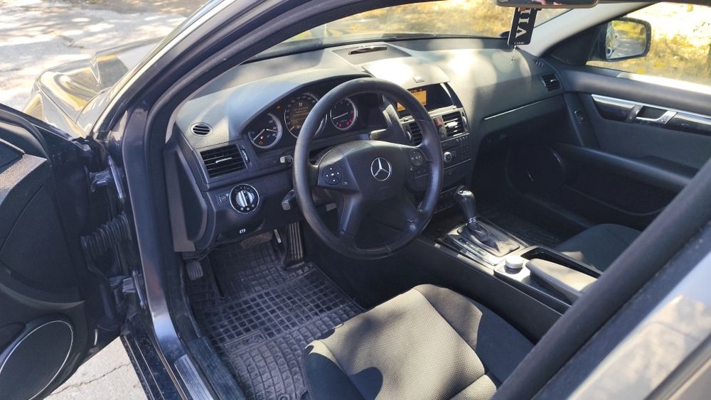 На части Мерцедес C 200CDI 136кс ОМ646 автомат
