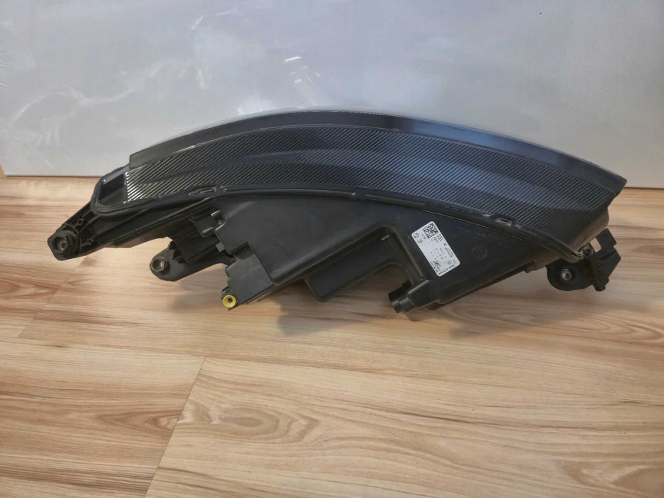 Far stanga Skoda Kodiaq Full LED facelift Cod 566941009