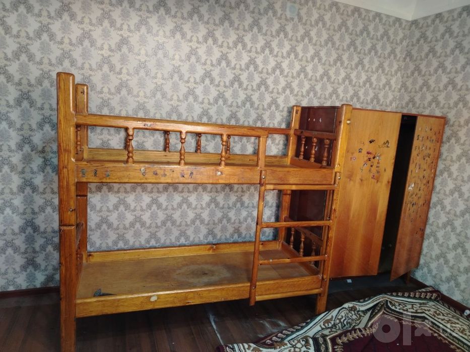 Bolalar uchun manej kravat shkaf