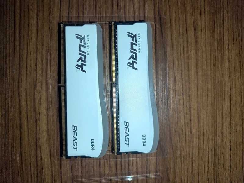 32GB DDR4 Kingston Fury Beast 3600MHz CL18 (2x16GB)