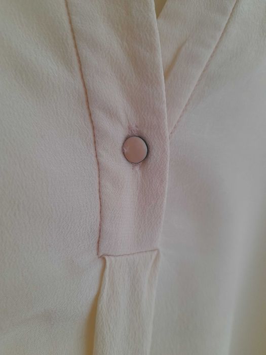 Bluzite matase naturala 100%, m, 70 lei/buc, deosebite