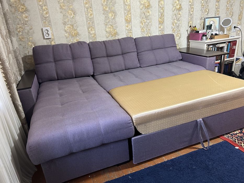 Продам диван раздвижной