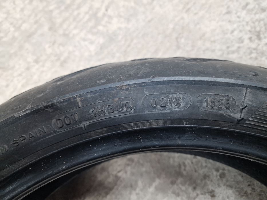 120 70 17Michelin Road6 2CT+ DoT1523