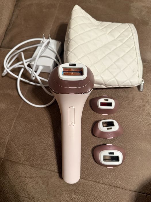 Фотоепилатор Philips Lumea Series BRI958(неразличим от нов!)