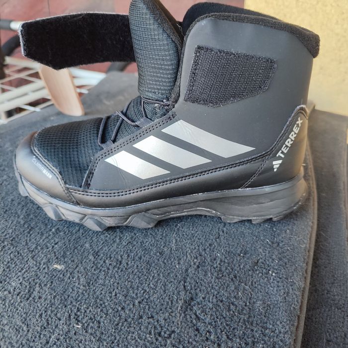 Детски зимни обувки Adidas Terrex