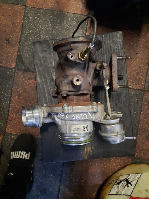 Turbina turbosuflanta volvo v40 2.0d d4204t v60 2.0d 31380130