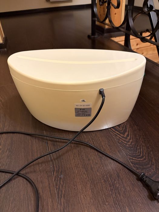 Sterilizator uv pentru ustensile