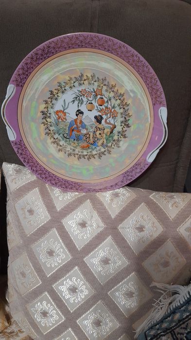 Тарелки из сервиза "Мадонна "