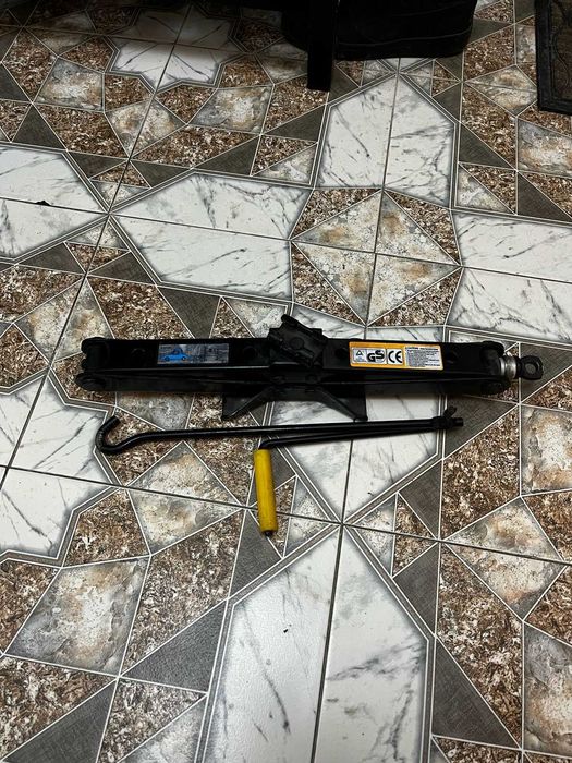 Домкрат ромбовидный, 2Т