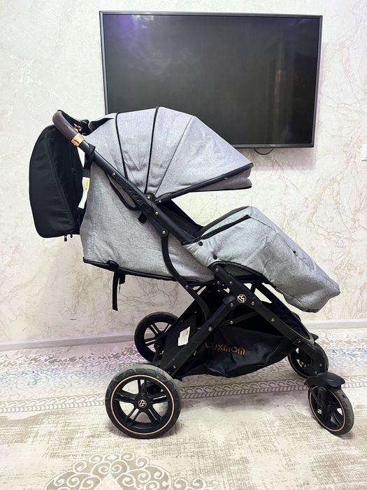 детская коляска Luxmom