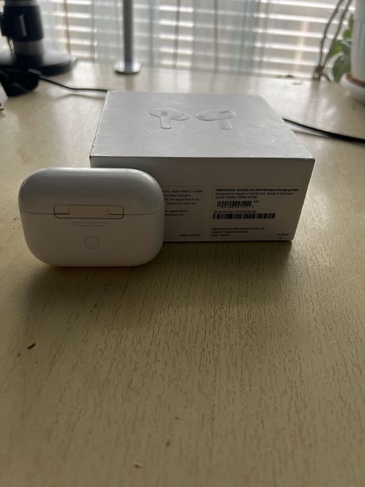 Apple AirPods pro оригинални