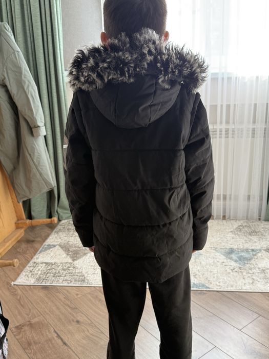 Для мальчик куртка продаю
